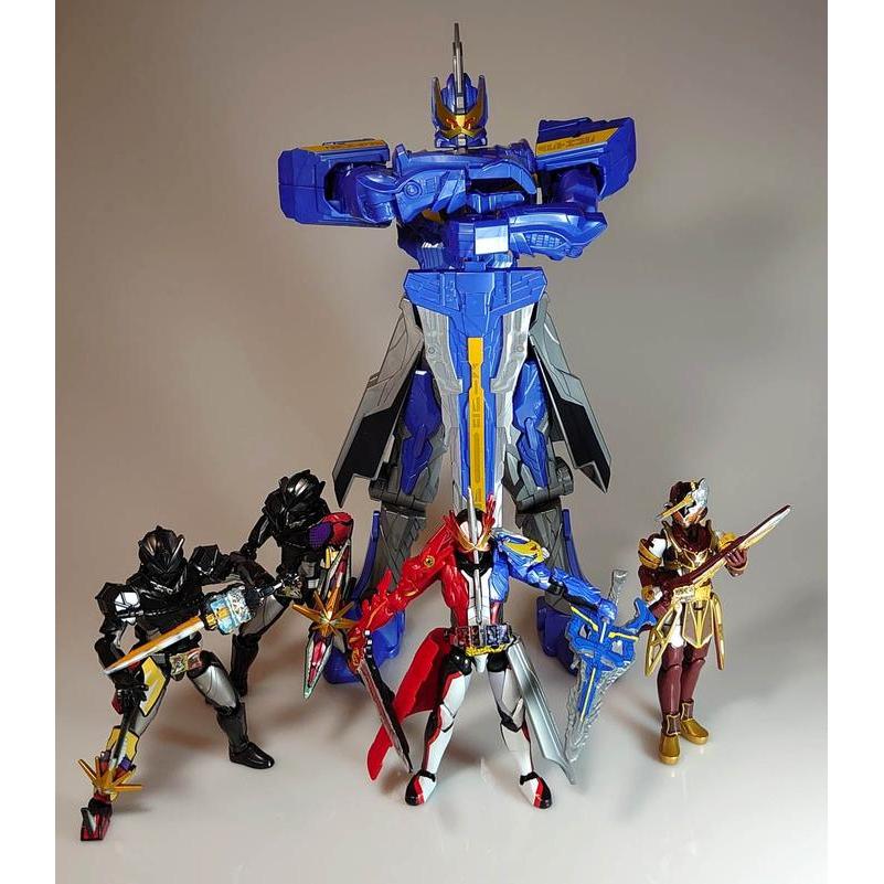 So-Do Kamen Rider Saber Book8 Dragon Arthur Sabela Saikou X-Swordman