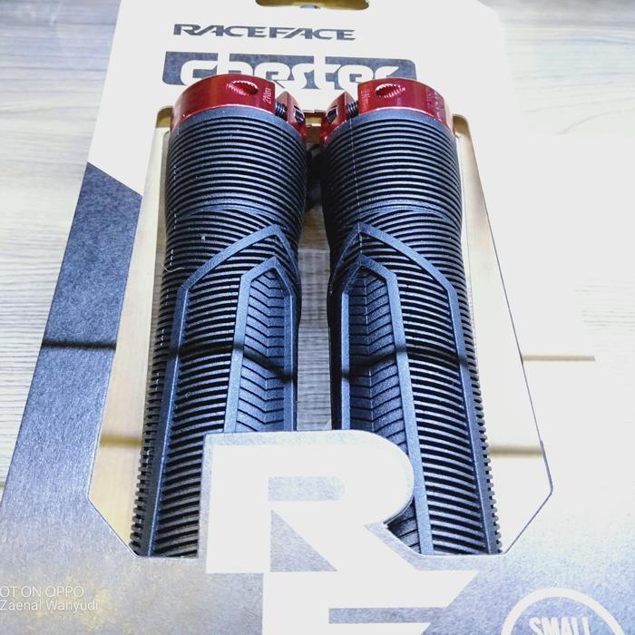 Grip Raceface Chester Black Red
