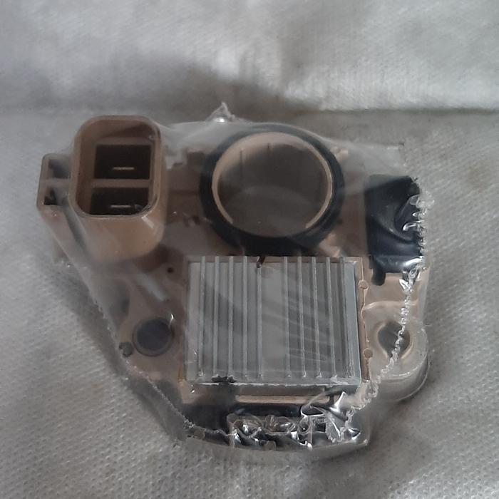 IC regulator alternator IC dinamo ampere mitsubishi pajero CBU