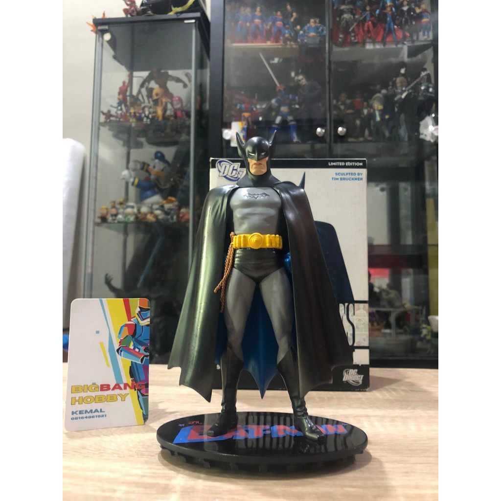 DC DIRECT STATUE
DC CHRONICLES SERIES
BATMAN