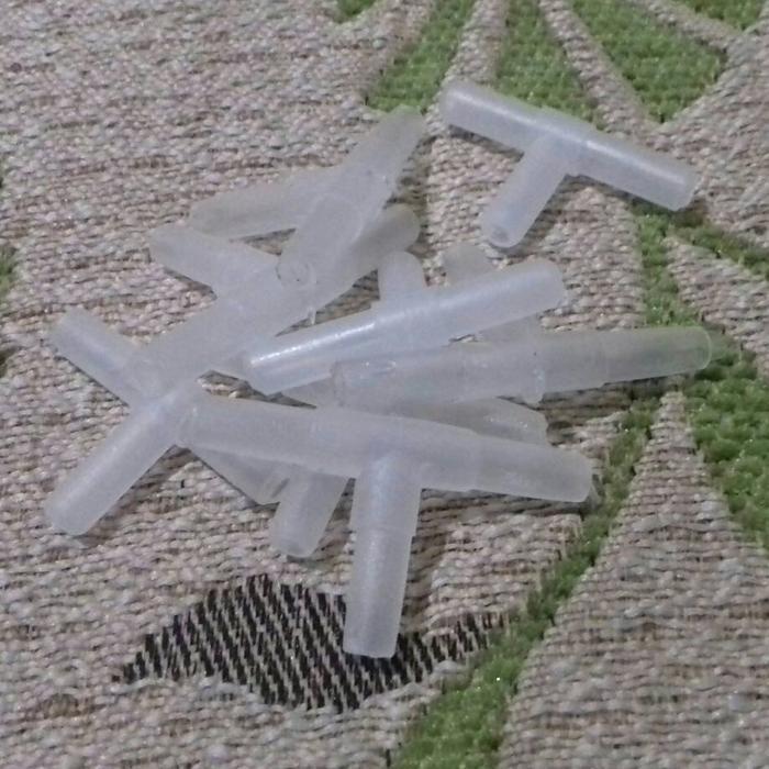 * Sambungan T Selang Blower Aerator Hidroponik / Aquarium