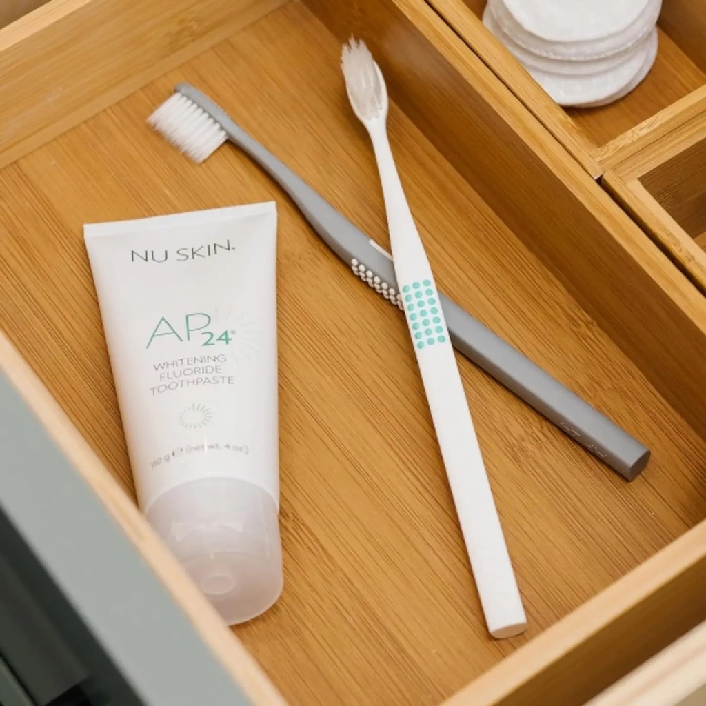 Nu Skin AP 24 Fluoride Toothpaste Teeth Cleaning/Vanilla Mint Flavor