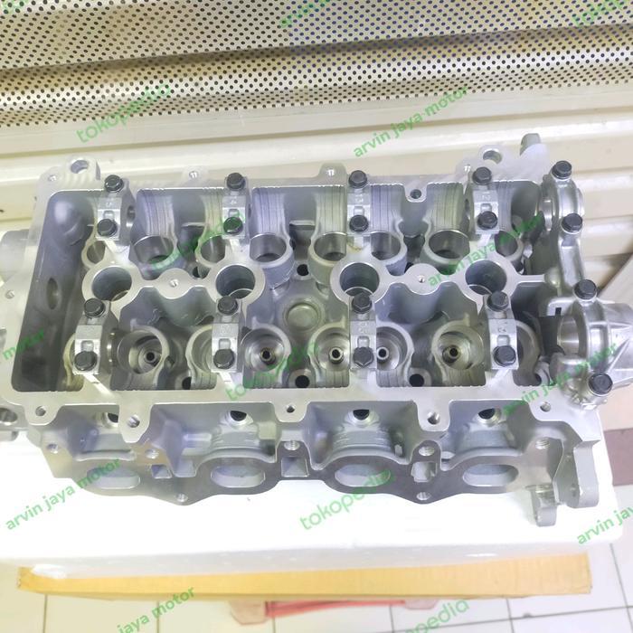 cylinder head Xenia 1300 cc