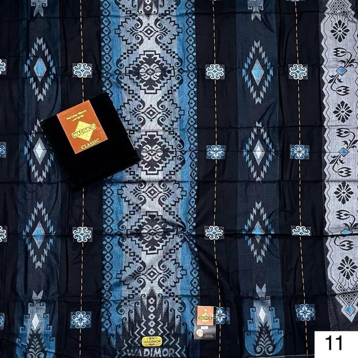 Wadimor Sarung Jaquard Classic Songket Motif Timbul Elegan Series Putih Hitam Bahan Jacquard