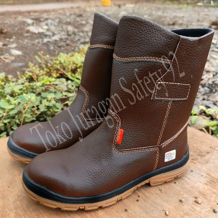 PROMO Sepatu Safety Kulit Sapi Asli Welder Tahan Panas Api Las Sol Karet Mentah Tahan Air