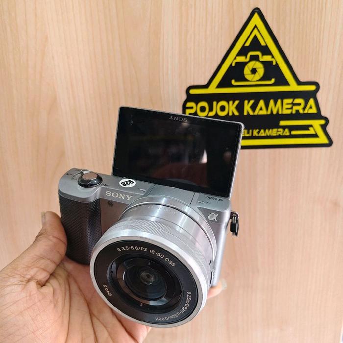 Kamera sony a5000 /mirorrless  sony a5000 - body saja