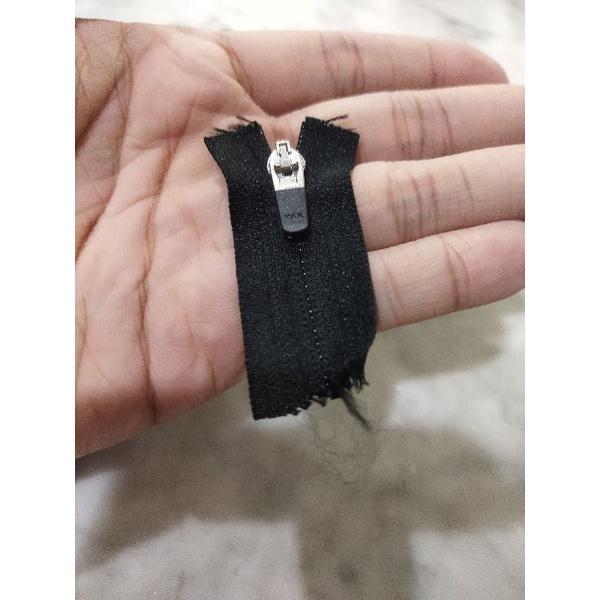 Kepala Resleting YKK Terbalik Autolock No.3 C DSBYG Silver Karet PER PCS