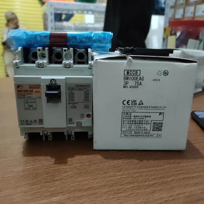 Mccb Bw100Eag Fuji 3P 75A Original / Mccb Fuji Electric 75A 3P