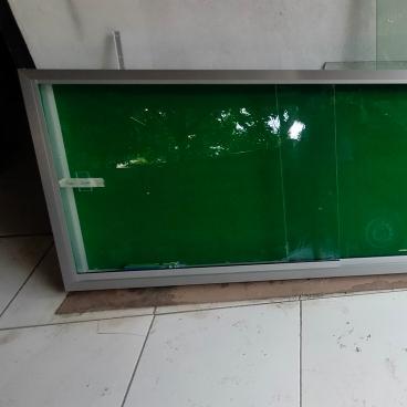 Papan Mading Kaca 60 150 Cm