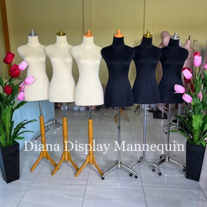 Manekin Dm Wanita Dewasa Plastik Lapis Baju Busa + Kaki Kayu / Kaki Besi - Patung Baju Wanita Dewasa