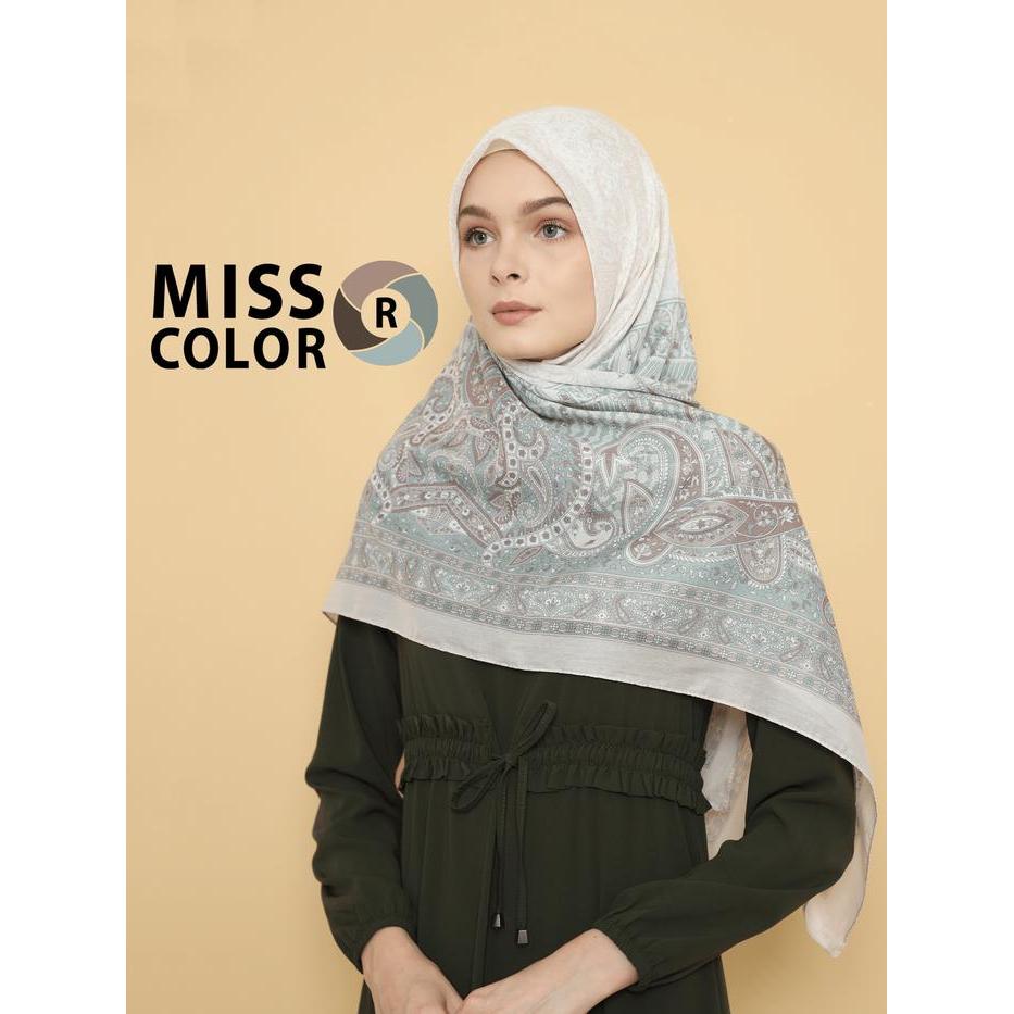 Miss Color Hijab Jumbo Syar'i 140x140 cm - Motif 2294 Terbaru