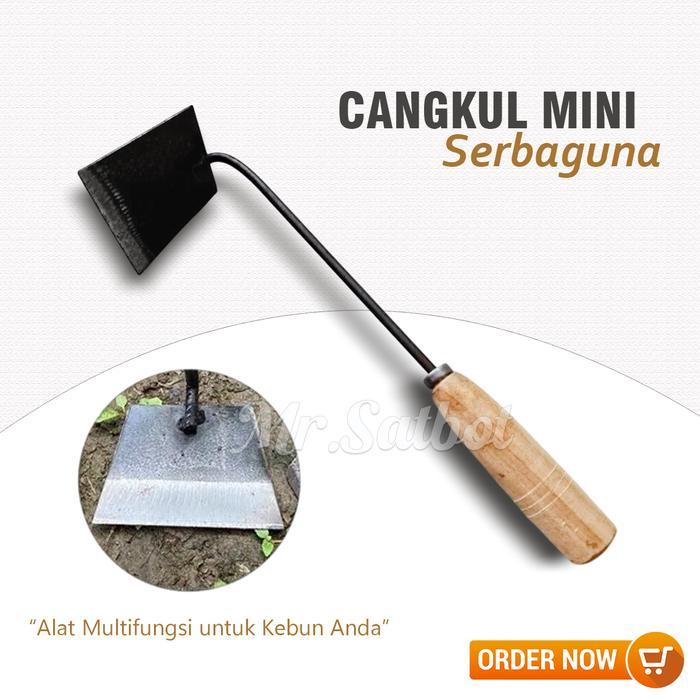 Cangkul Mini Gagang Kayu Pacul Besi Kored Kebun Serbaguna