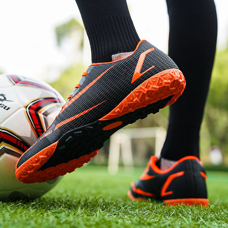 MENS FOOTBALL SHOES ANKLE FUTSAL SOCCER SHOES BREATHABLE SPIKED SOCCER CLEATS OUTDOOR TRAINING