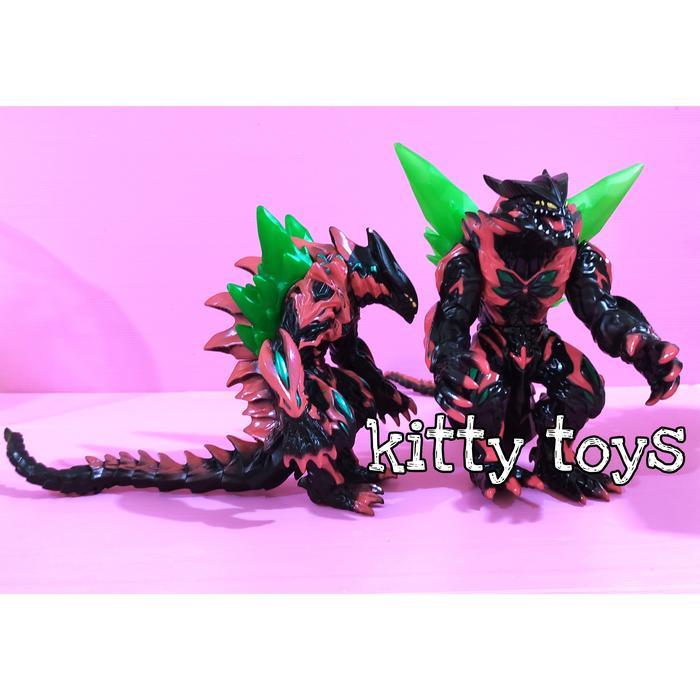 MAINAN FIGURE MONSTER ULTRAMAN BESAR