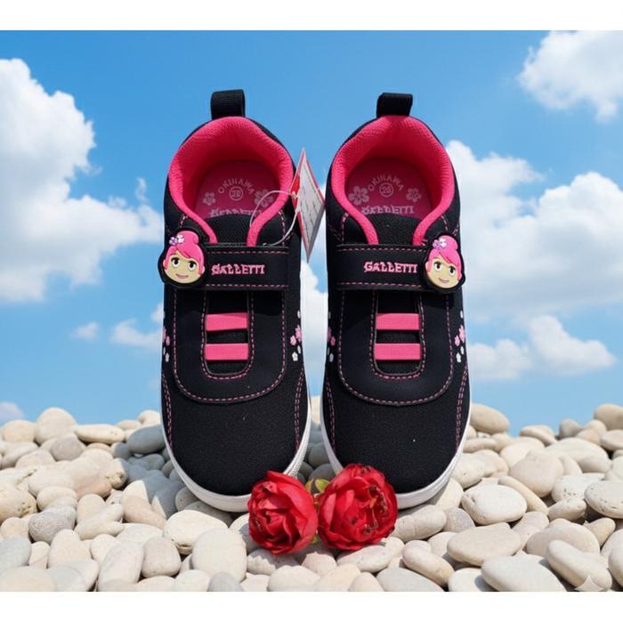 Galletti Sepatu Sekolah Anak Perempuan Okinawa Hitam Motif Boneka Bahan Kanvas Sol Karet Elastis