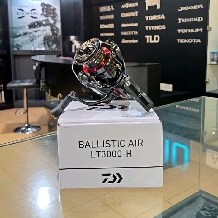 NEW REEL DAIWA BALLISTIC AIR LT3000H