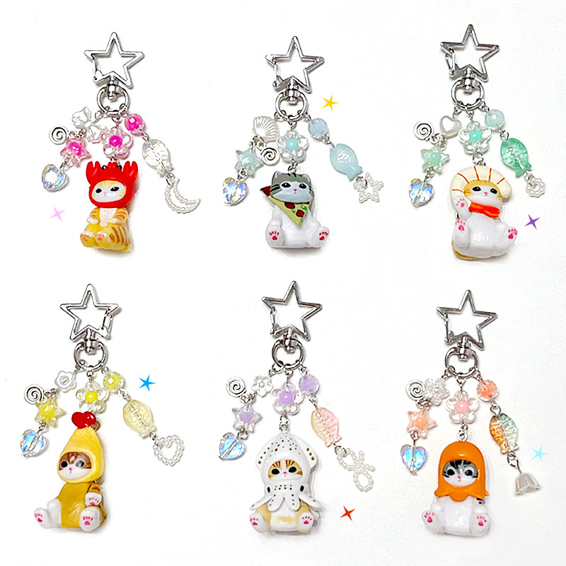 Handmade cat keychain coquettish phone charm