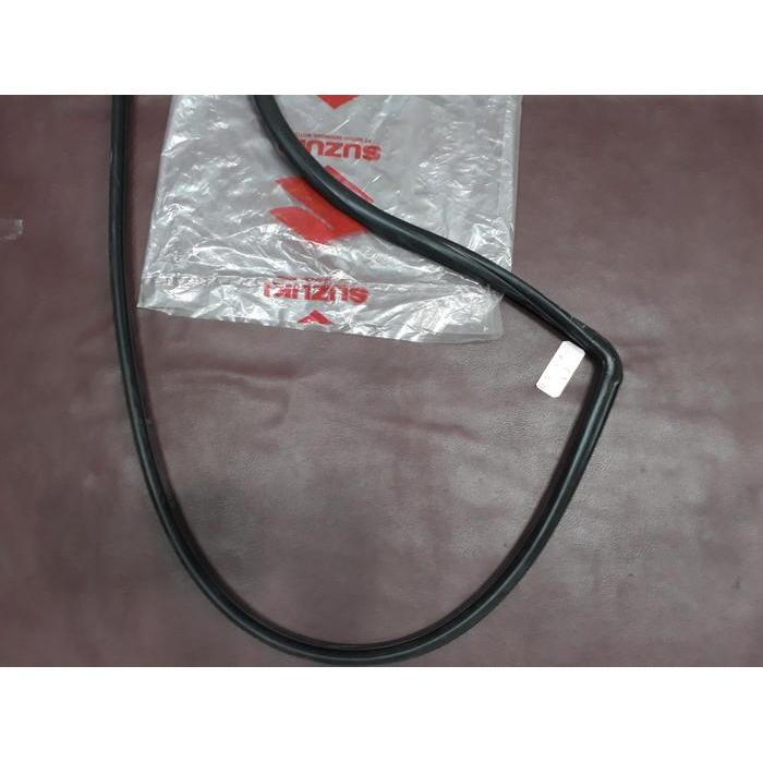 Karet Kaca Carry 1.5 - Futura (Depan) Asli