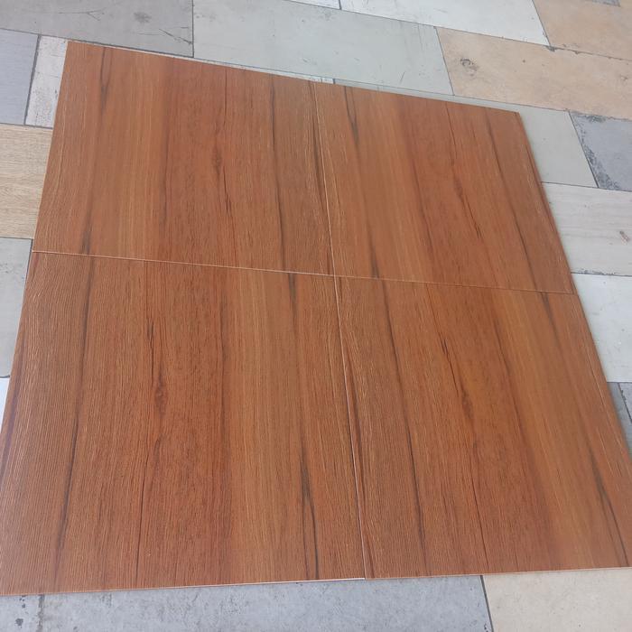 kramik lantai 50x50 uno genova brown motif kayu dof oasis tekstur