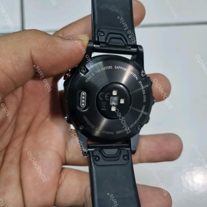 Garmin Fenix 5 Sapphire Second