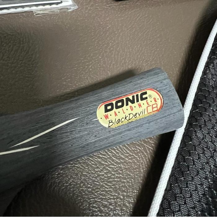 Raket Tenis Meja Donic Black Devil Kombinasi Karet Set