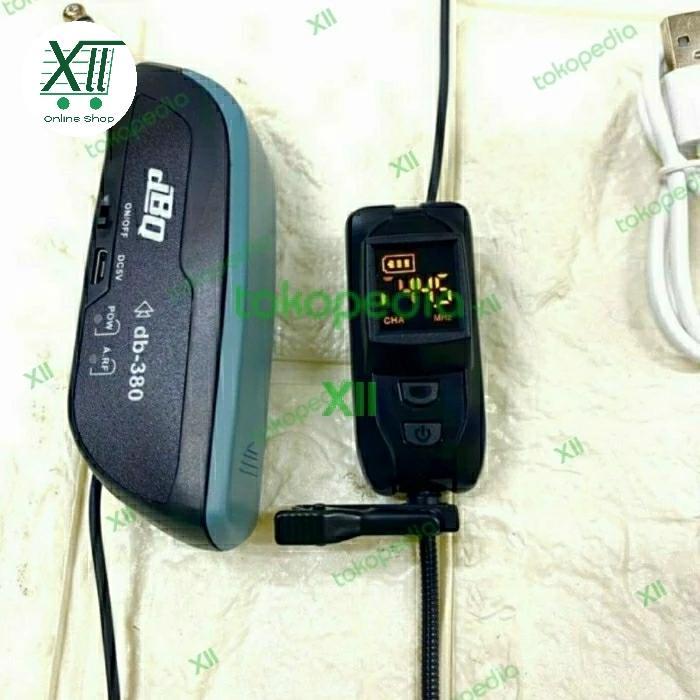 PROFESIONAL UHF MIC WIRELESS CLIP ON(JEPIT) DBQ/DB380
