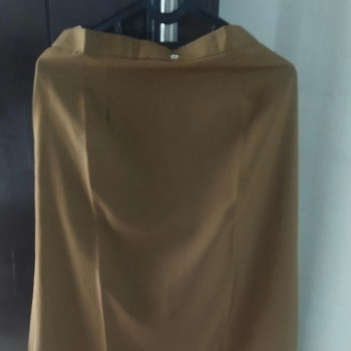 SERAGAM ROK PEMDA WANITA MODEL A LINE KATUN KHAKI TUA KERJA PANJANG