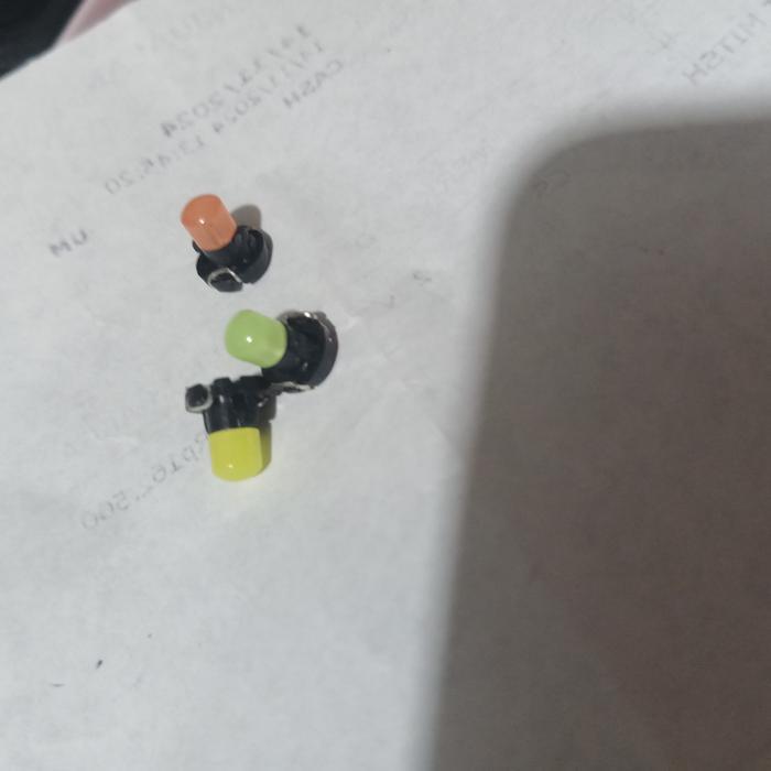 SOCKET LAMPU T3 BIRU./SOCKET BOHLAMP T3 PANEL AC .SPEEDOMETER.TOYOTA.H