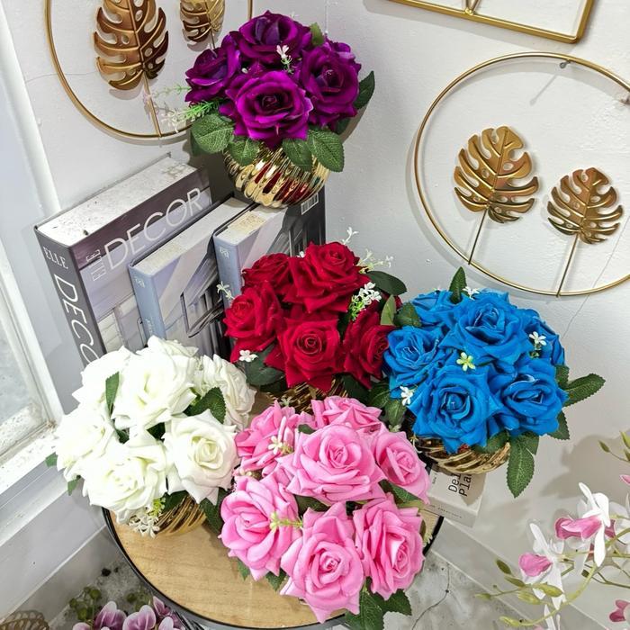 BUNGA MAWAR BESAR BLUDUR VAS TUISTER KRAMIK GOLD