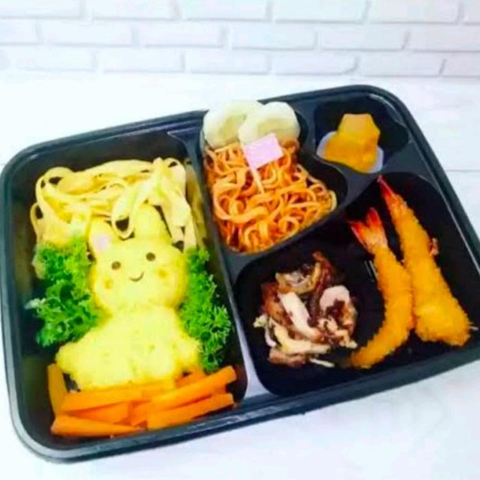 Mika Bento/ Mika Bento sekat 4