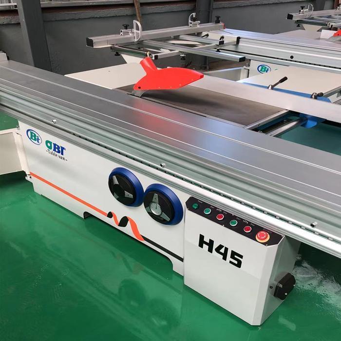 High Precision Cutting Sliding Table Panel Saw Machine for Wood Panel 45 Degree Wood Working Machine
