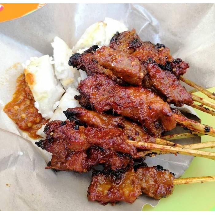 SATE BABI BAWAH POHON LEGIAN FROZEN VACUUM PACKED JASTIP BALI