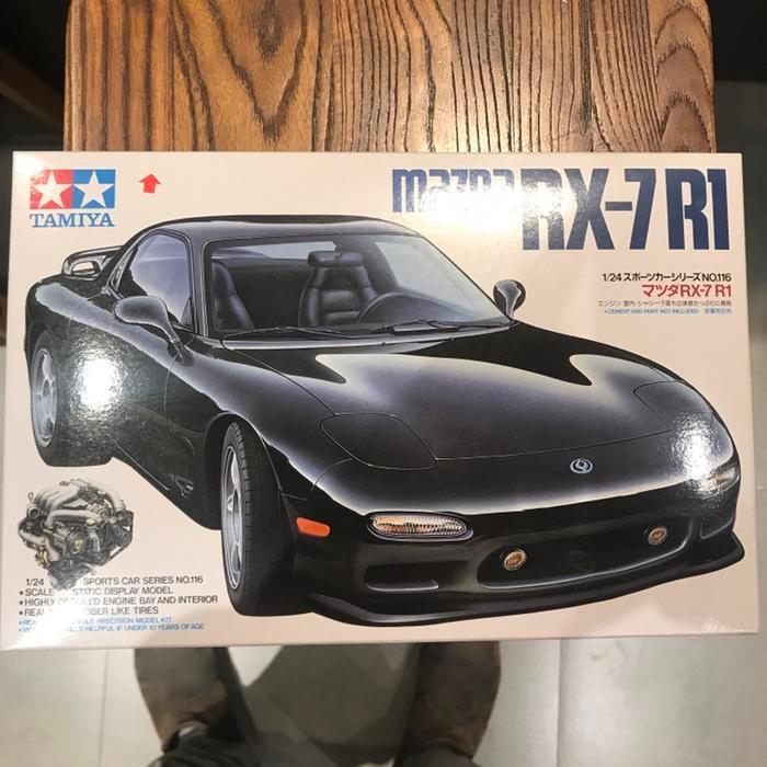 TAMIYA MAZDA RX7 R1 - mokit 1/24