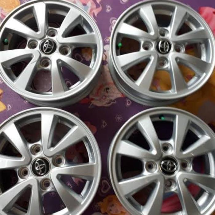 4 velg Toyota avanza G 2019 mulus original no geol no retak tubless
