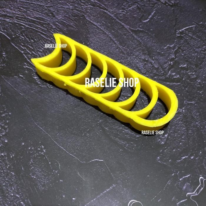 Cetakan Kue Kering Semprit Plastik Bulan Sabit Salju Cookies Cutter