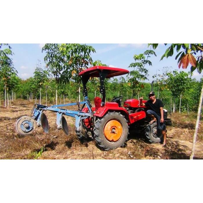 Traktor Roda Empat 25 HP/ Traktor 25 HP Tanda Jadi Pemesanan