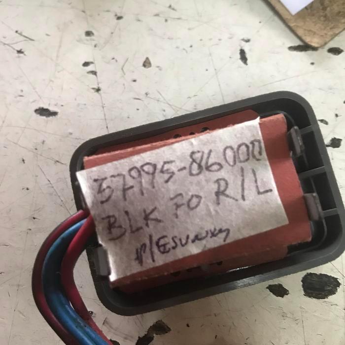 Switch Power Window Belakang Suzuki Forsa