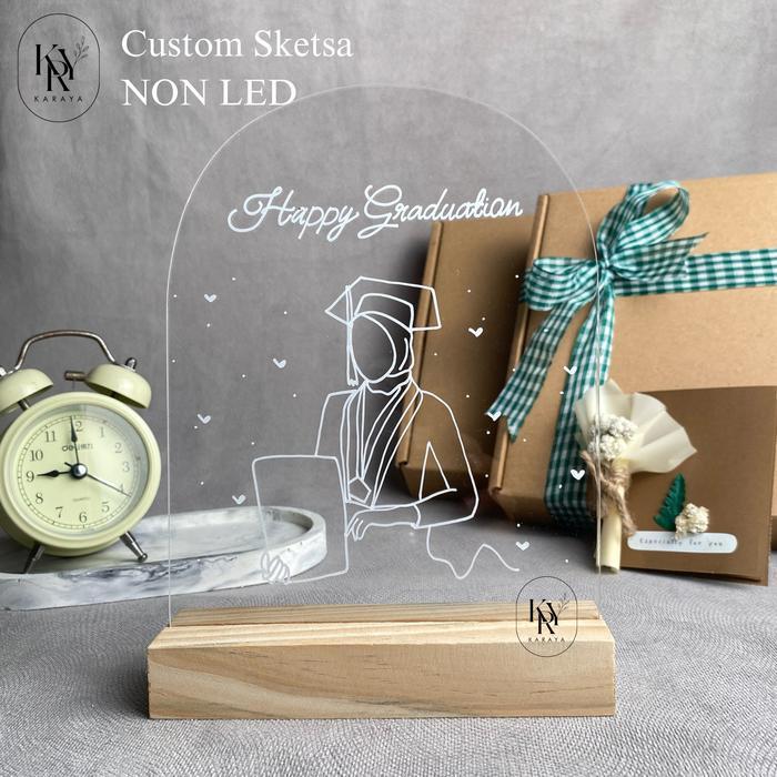 "New" Plakat Akrilik Custom Sketsa Foto Kado wisuda kado ulang tahun kado pernikahan hadiah wisuda