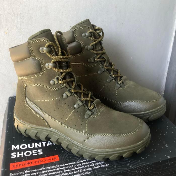 Sepatu Eiger Synapcer High Cut Shoes - Original