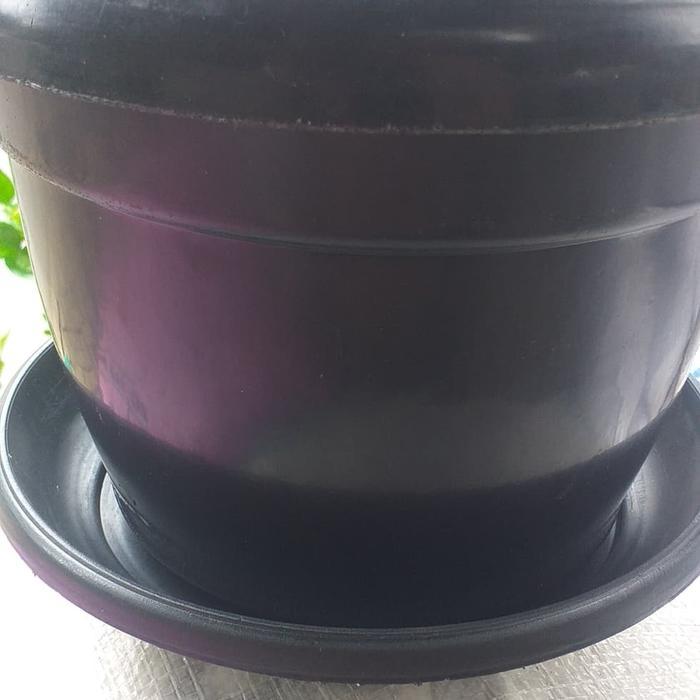 Pot 25 Cm +Tatakan