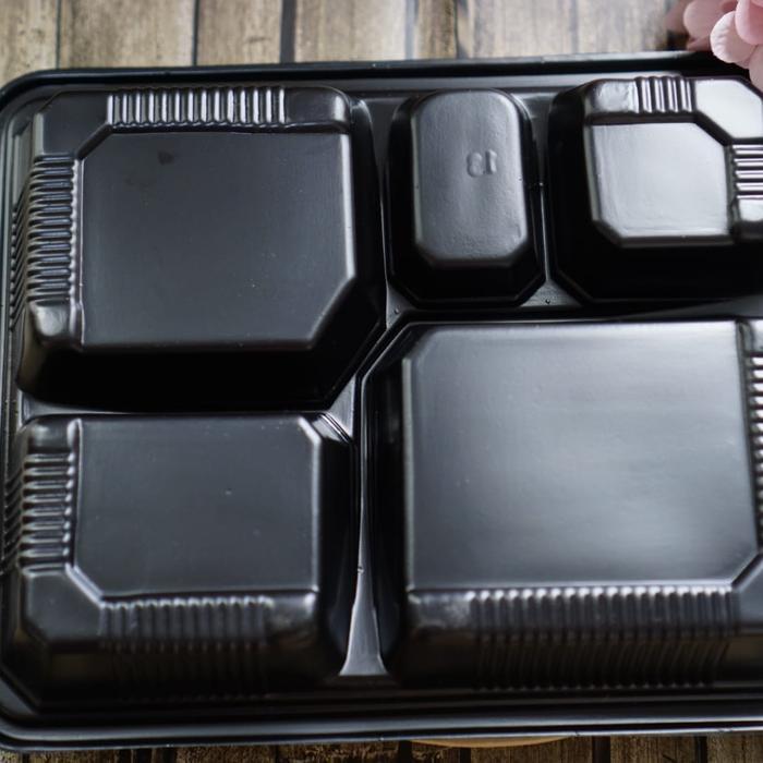 Bento Sekat 5 Hitam/Mika Bento Sekat 5/Tray Bento/Box Bento