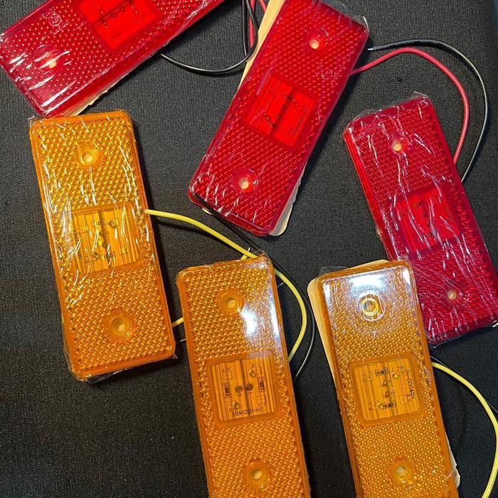 "New" Lampu LED Mercy Kuning 12V 24V Side Marker Truk Kalimantan Super Soket