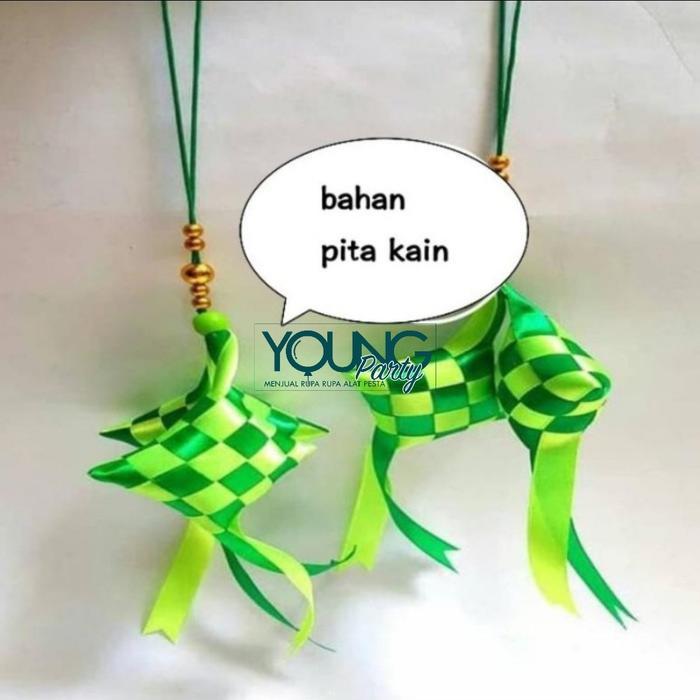 ketupat lebaran/hiasan ketupat/ketupat gantung