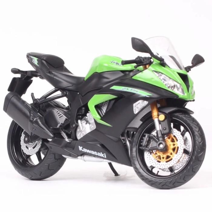 SCALE 12 DIECAST AUTOMAXX KAWASAKI ZX-6R