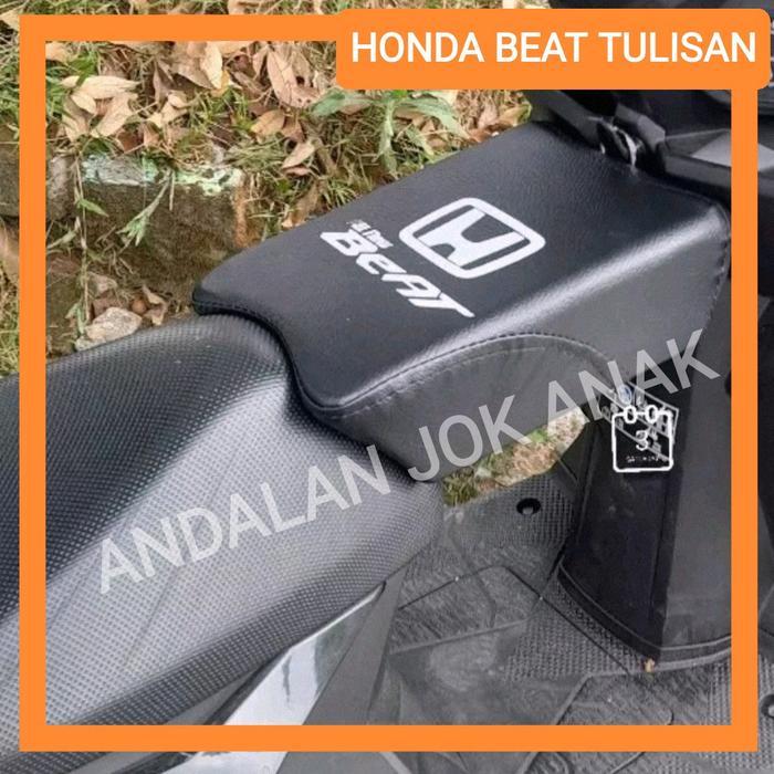Jok Boncengan Anak Honda Beat Motif Tulisan dan Motif Timbul