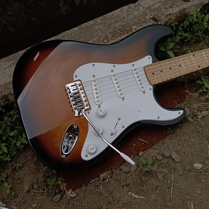Gitar Harley Benton ST-57 SB Stratocaster - IM