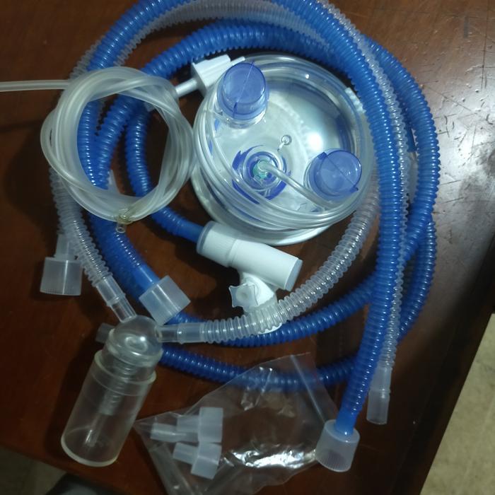 Breathing Circuit Ventilator