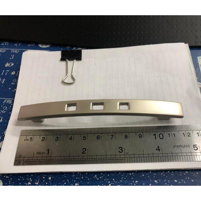 Handle handel pegangan laci lemari pintu aluminium