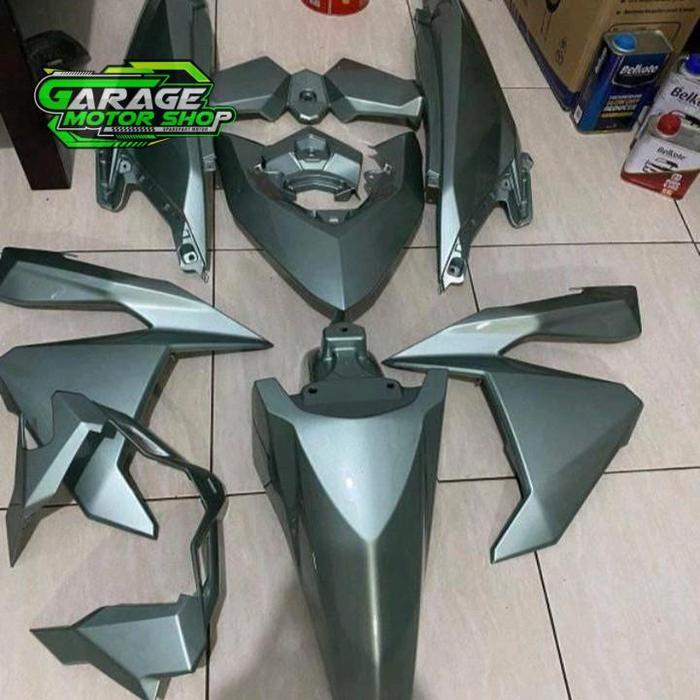 COVER FULL BODY HALUS VARIO 125 150 TH 2015-2016 LED OLD WARNA SILVER BLUE - Default
