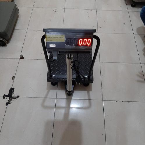 TIMBANGAN DUDUK 300KG / TIMBANGAN DIGITAL 300 KG / TIMBANGAN 300KG